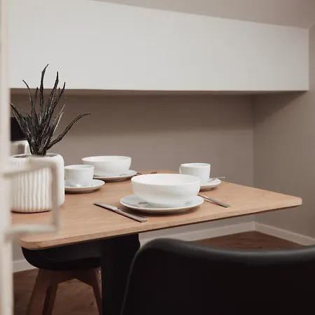 Lägenhet Dom Ii - Modern & Zentral Mit Kostenfreiem Parkplatz