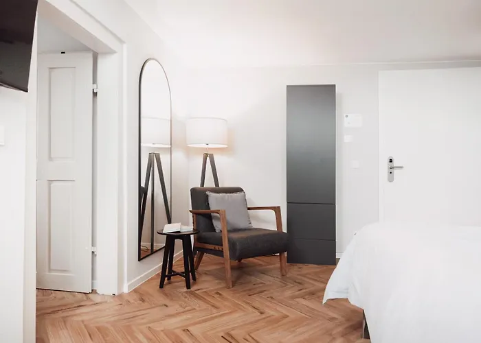 Dom Ii - Modern&zentral Mit Kostenfreiem Parkplatz Apartment Fulda